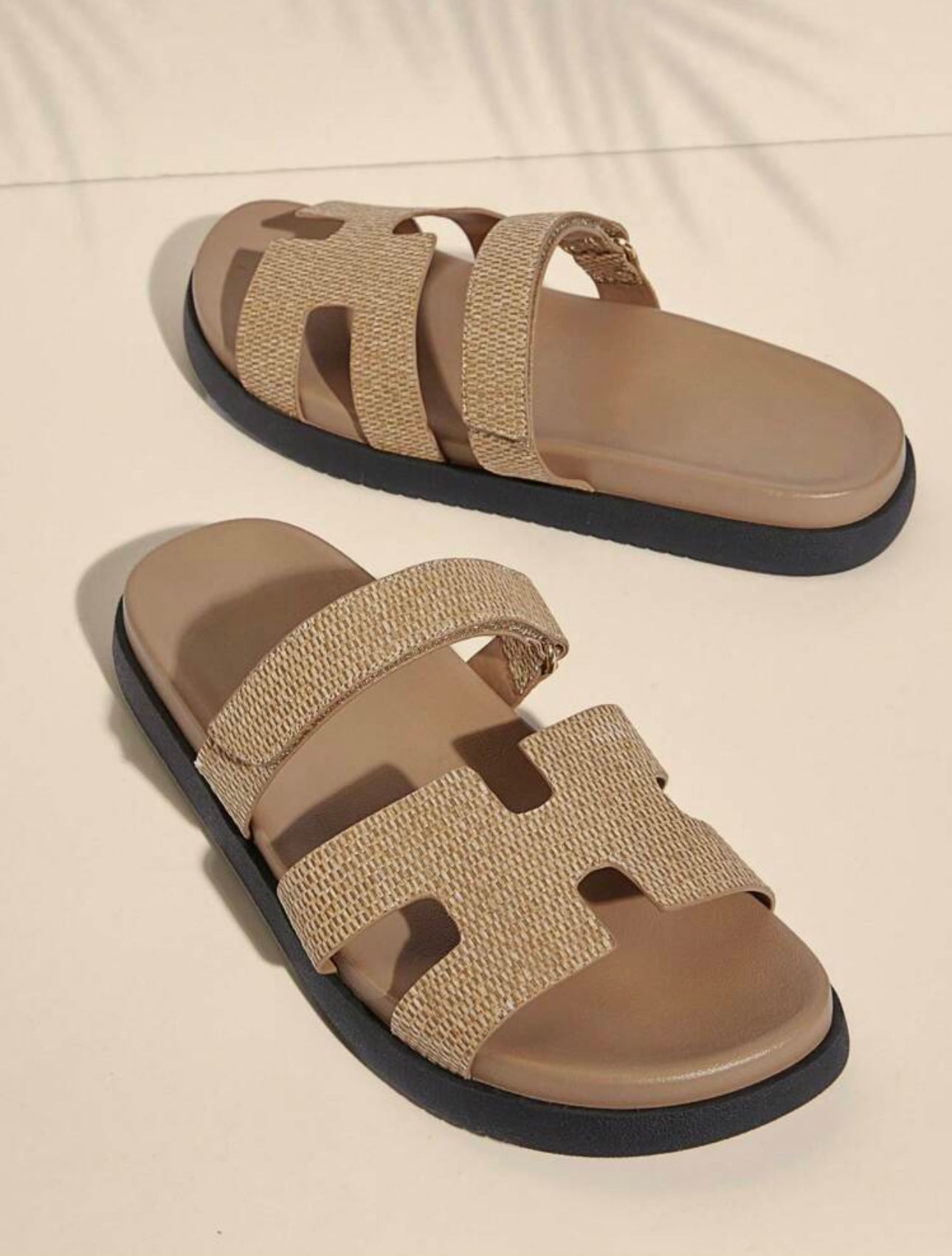 SANDALES